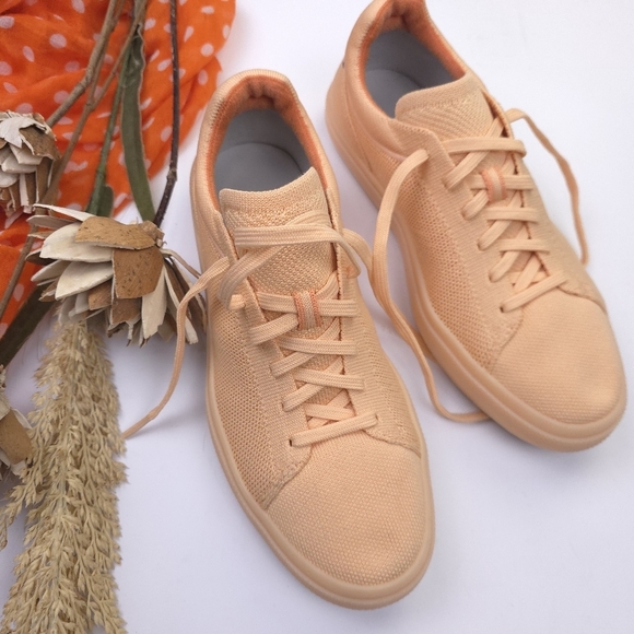 Rothy's Peach Sneakers Womens 9.5m - Picture 8 of 9